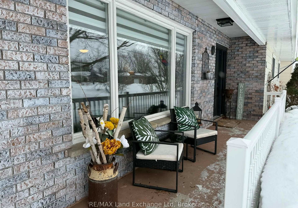 19-mccrea-street-morris-turnberry-ontario-x12821980