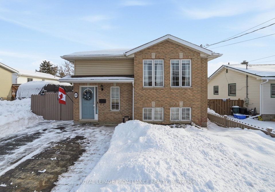 229-west-street-quinte-west-ontario-x12822194