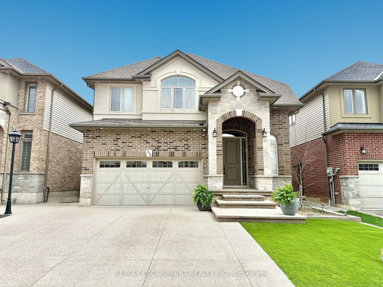 345-festival-way-hamilton-ontario-x12822248