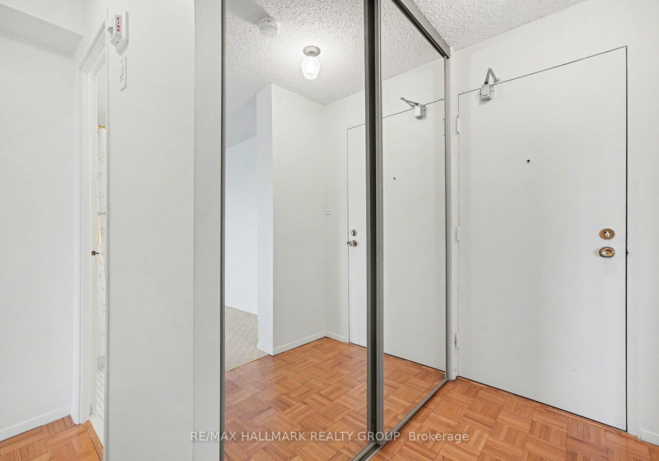 665-bathgate-drive-ottawa-ontario-x12822404