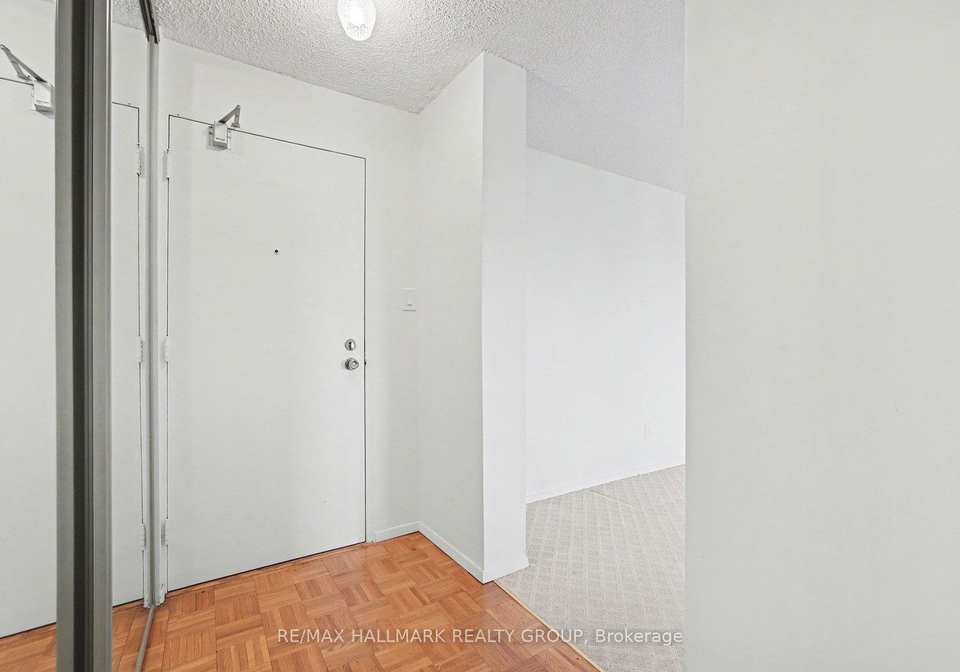 665-bathgate-drive-ottawa-ontario-x12822404