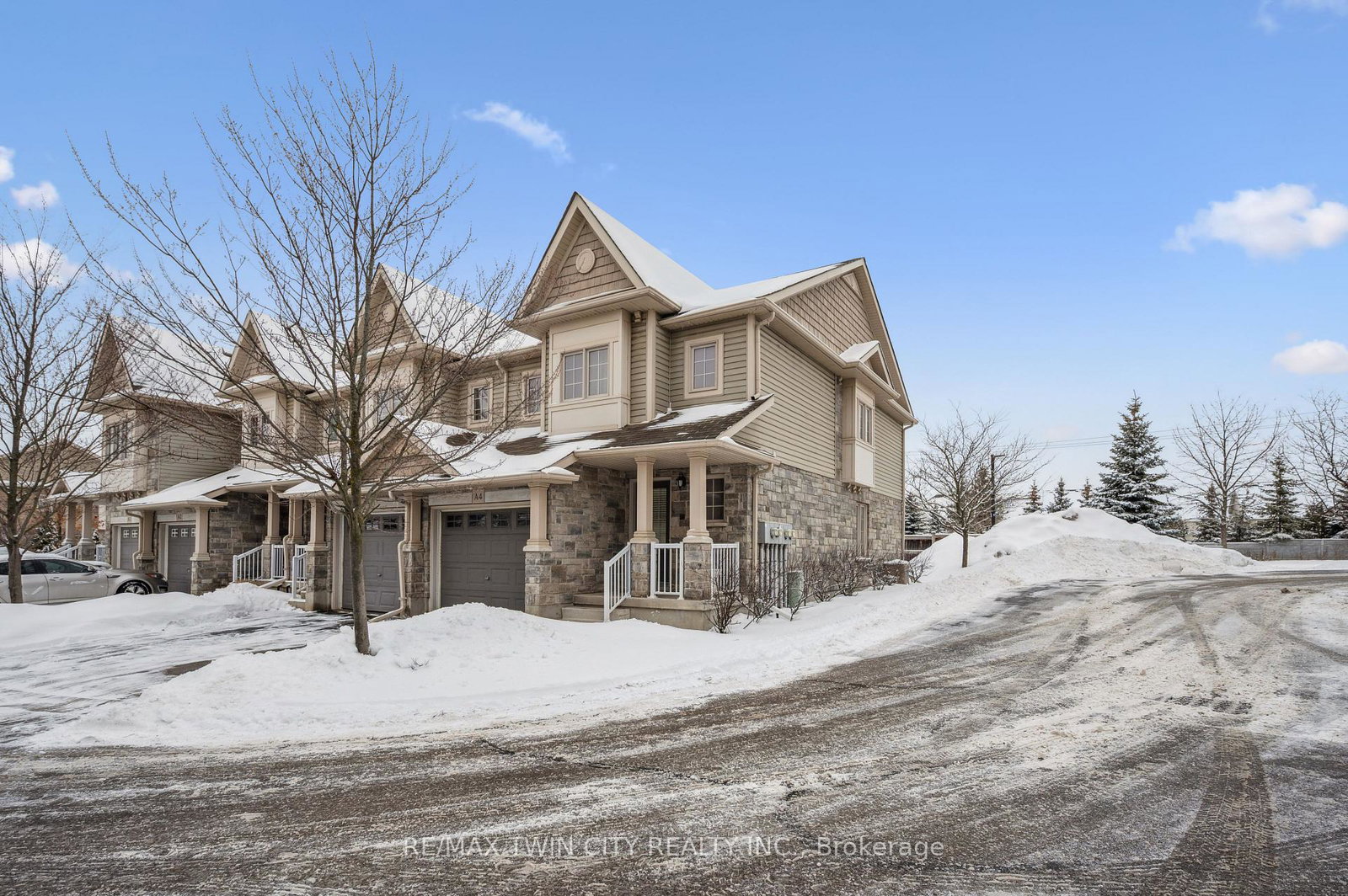 7-upper-mercer-street-kitchener-ontario-x12822660