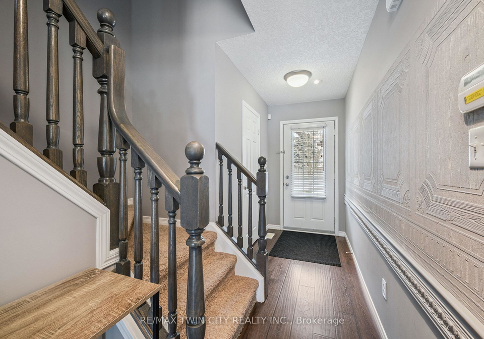 7-upper-mercer-street-kitchener-ontario-x12822660
