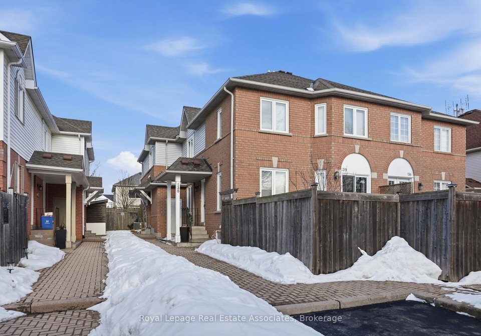 140-fellowes-crescent-hamilton-ontario-x12822710