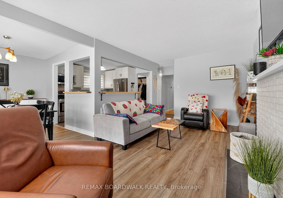 2462-tupper-avenue-ottawa-ontario-x12822906