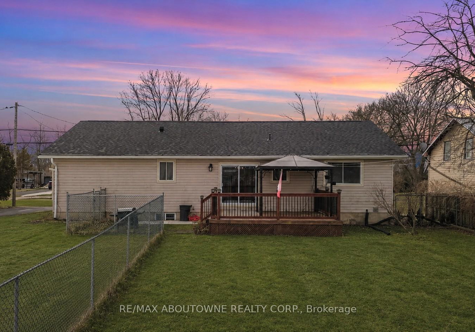 12-main-street-w-haldimand-ontario-x12822934