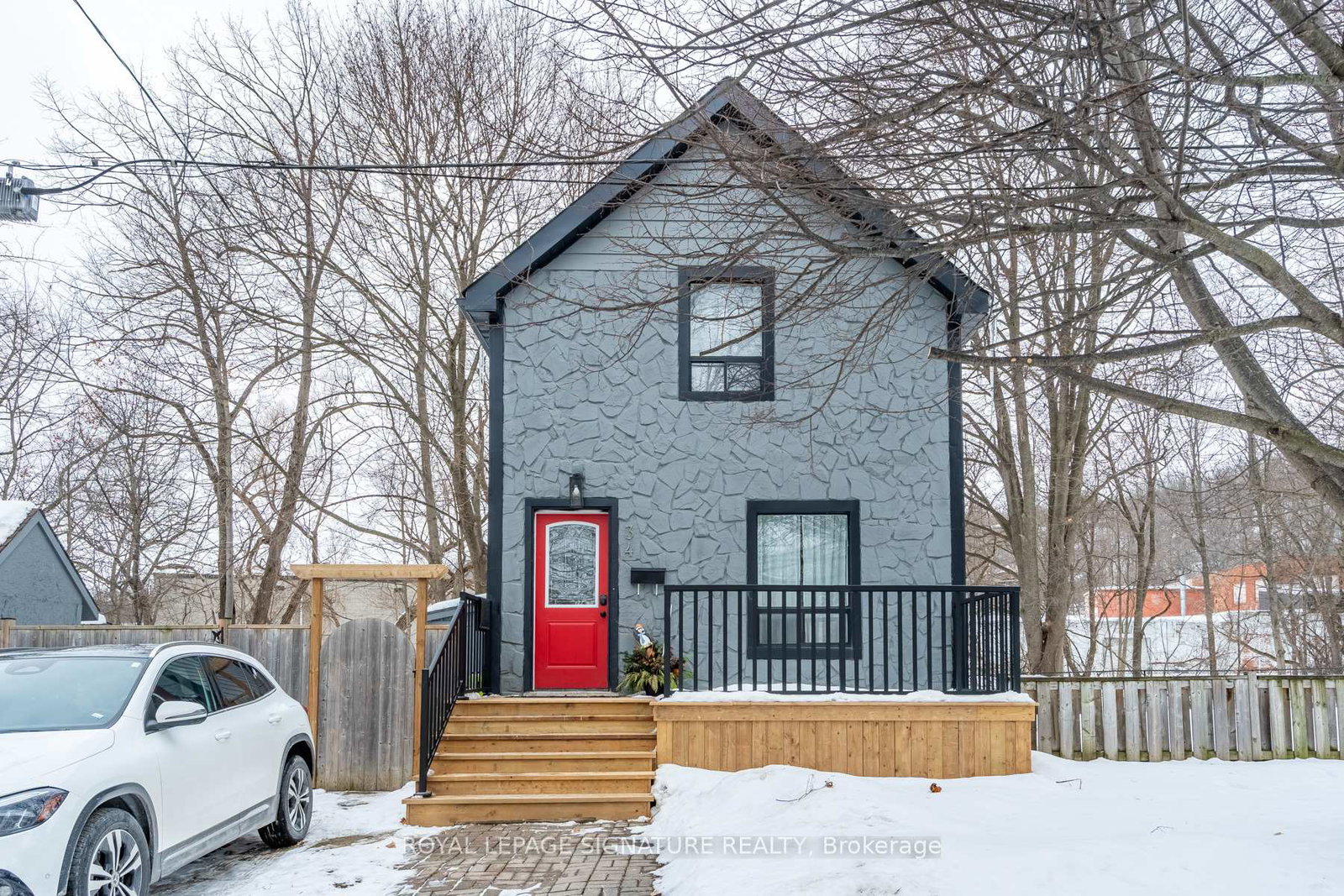 34-bond-street-s-hamilton-ontario-x12823270