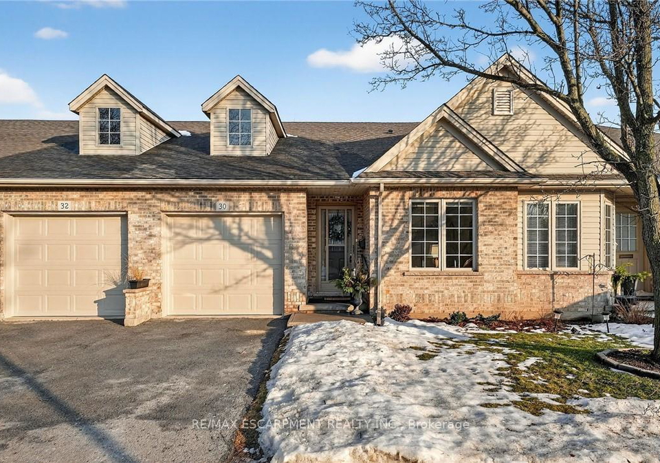 303-central-avenue-grimsby-ontario-x12823710