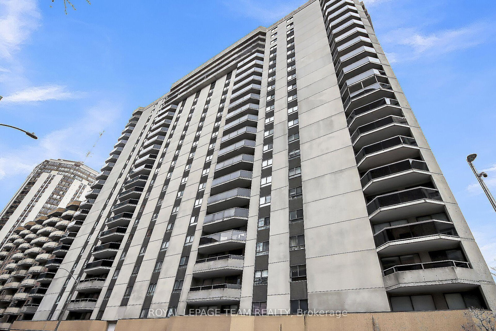470-laurier-avenue-w-ottawa-ontario-x12823896