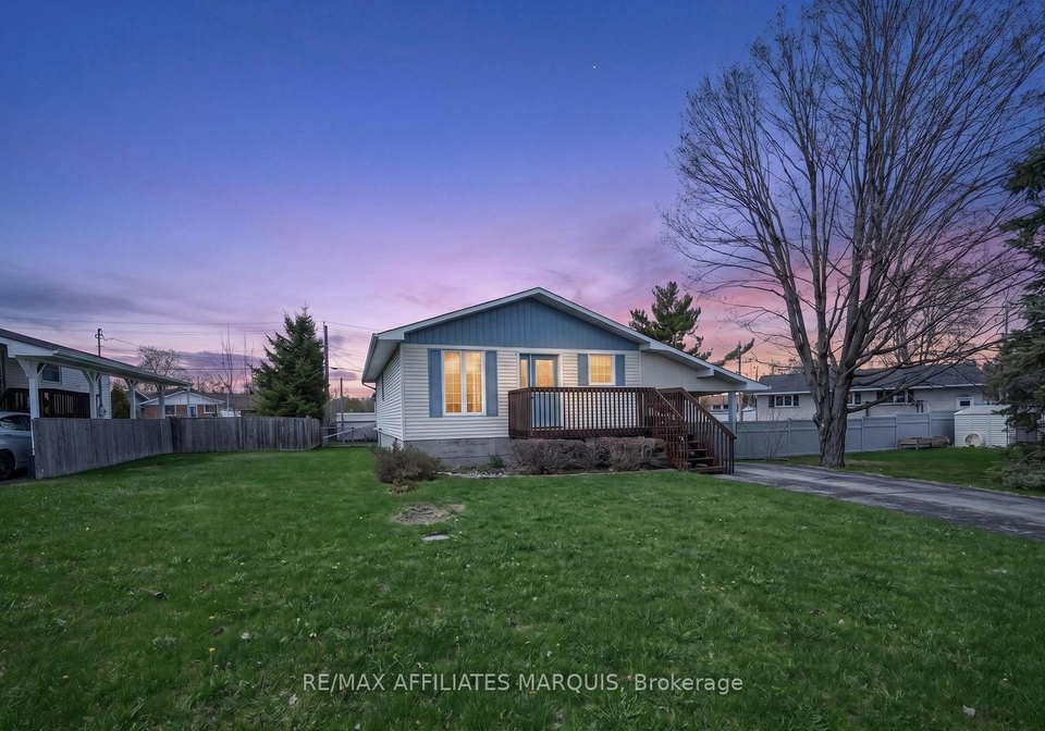 228-brockville-street-smiths-falls-ontario-x12824872