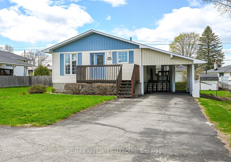 228-brockville-street-smiths-falls-ontario-x12824872