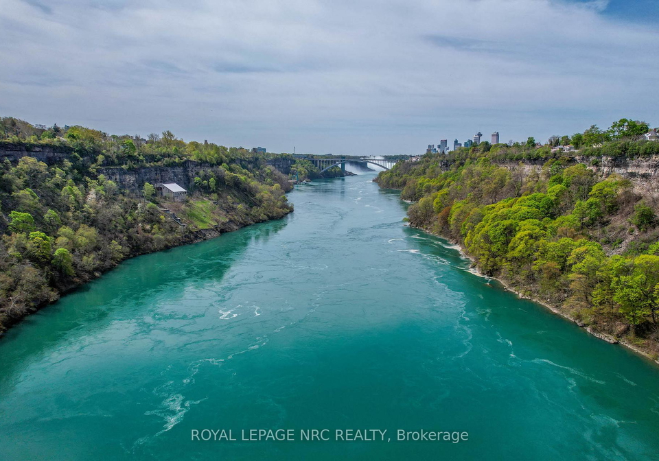 4807-zimmerman-avenue-niagara-falls-ontario-x12825118