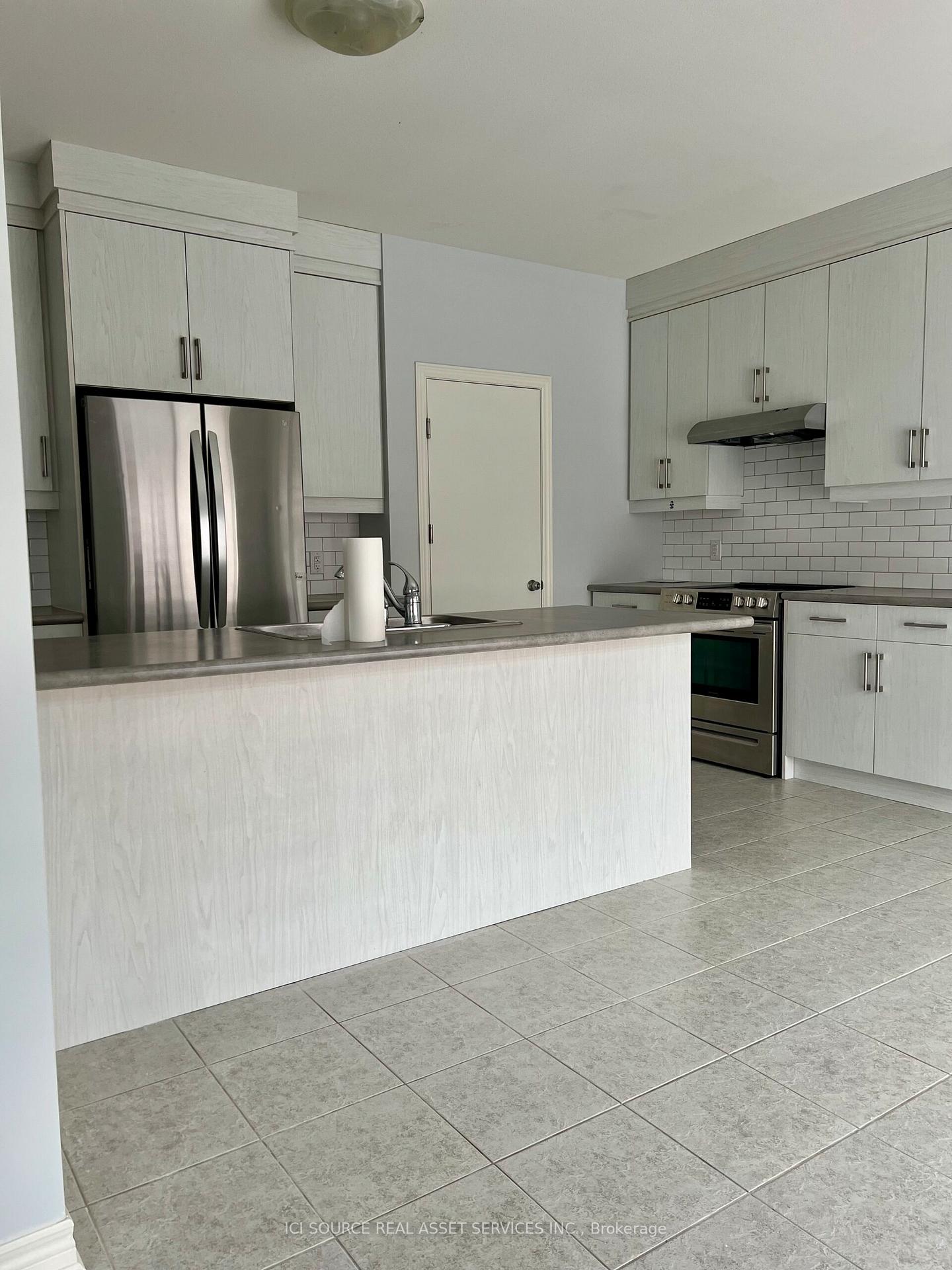 6-darling-avenue-thorold-ontario-x12825824