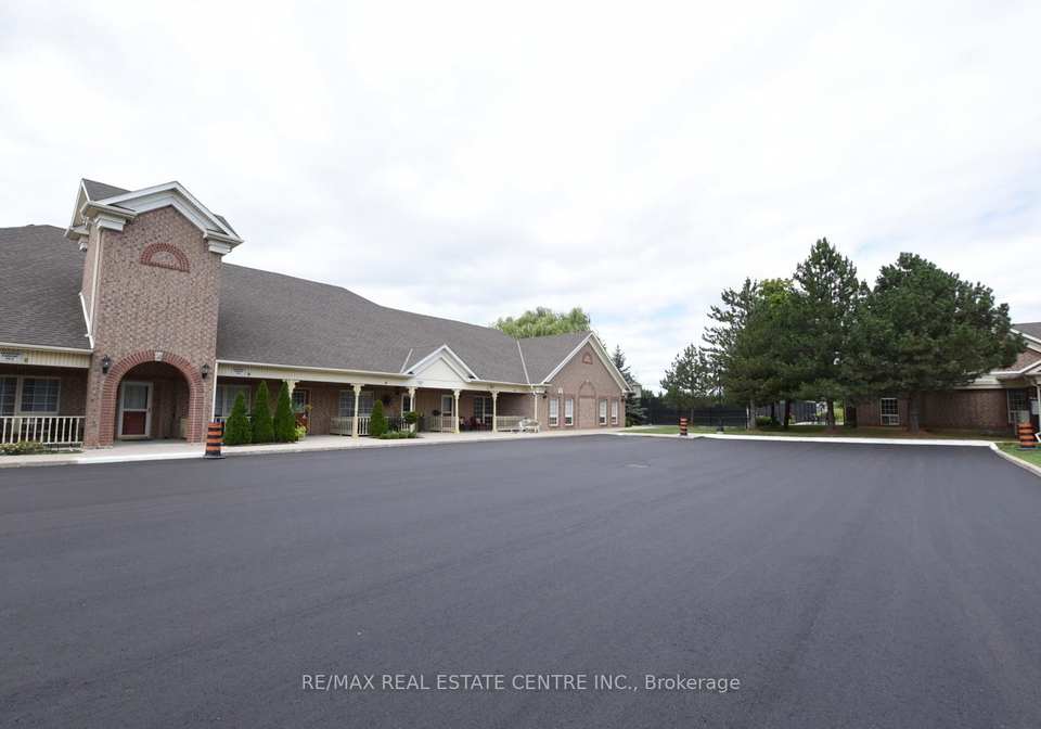 60-natalia-avenue-hamilton-ontario-x12825884