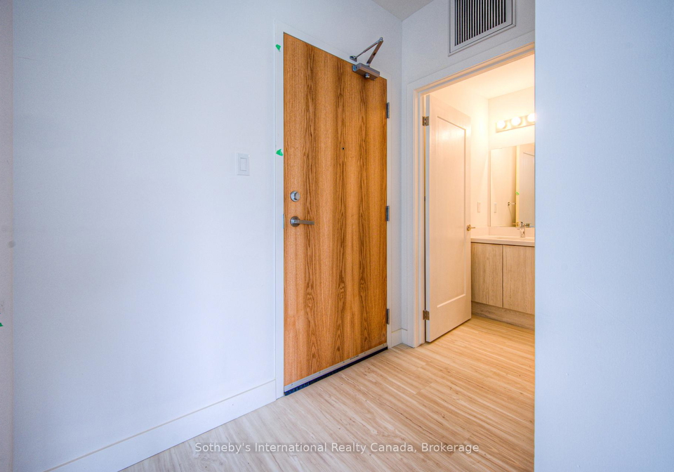 408-dundas-street-s-cambridge-ontario-x12826616
