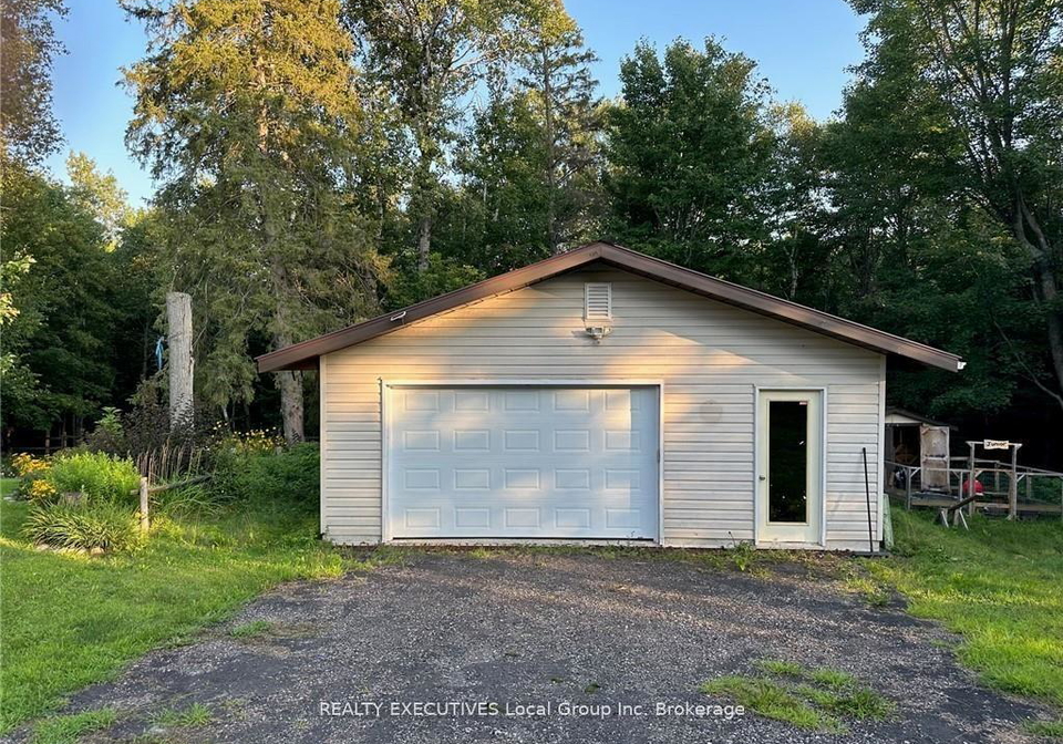 1372-village-road-east-ferris-ontario-x12826618
