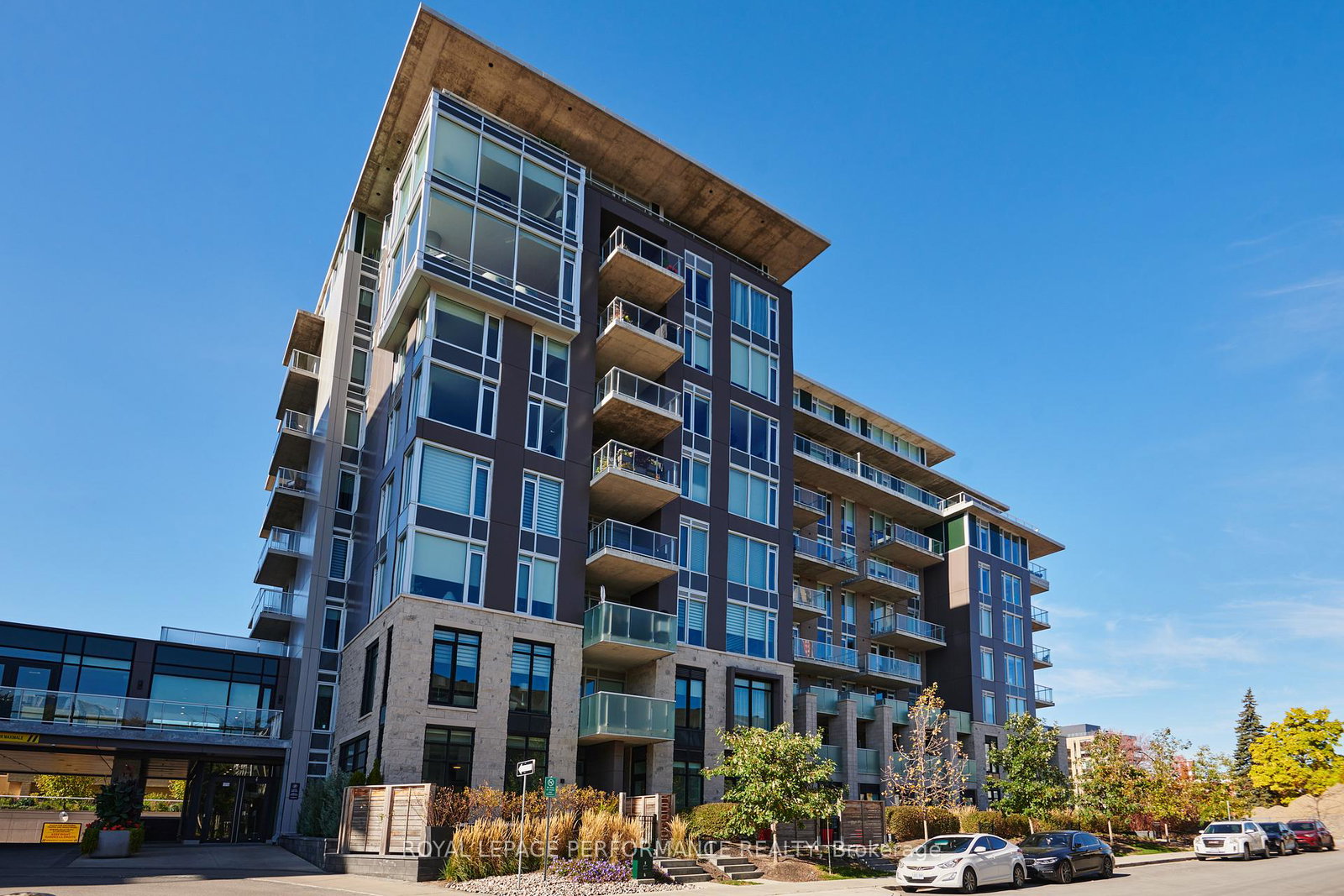 570-de-mazenod-avenue-ottawa-ontario-x12826904