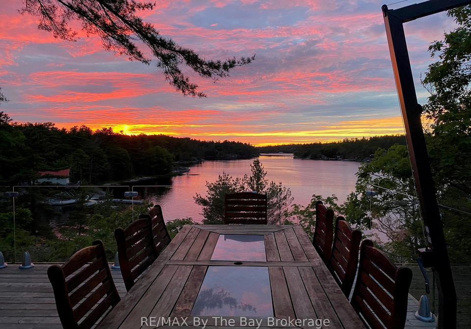 3688-is-1810-bone-is-georgian-bay-ontario-x12827006