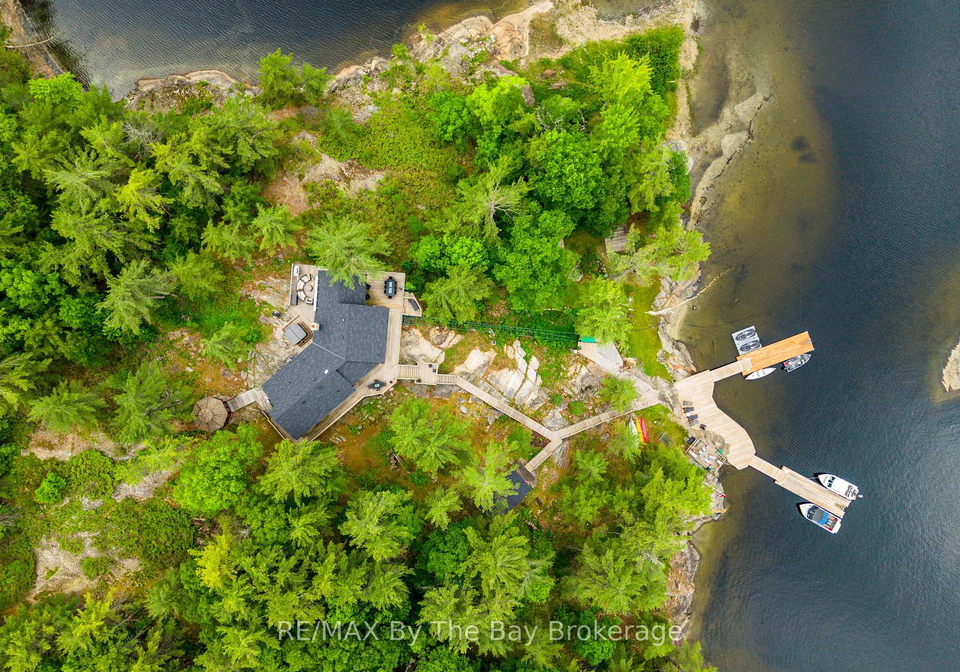 3688-is-1810-bone-is-georgian-bay-ontario-x12827006