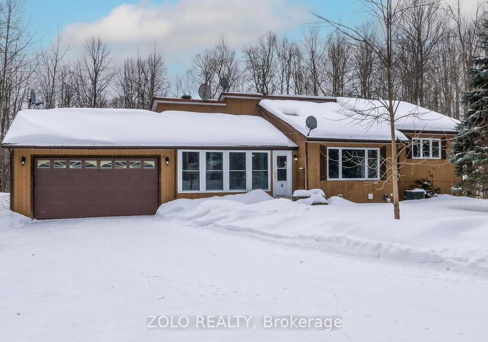 1183-ebbs-bay-road-drummondnorth-elmsley-ontario-x12827200