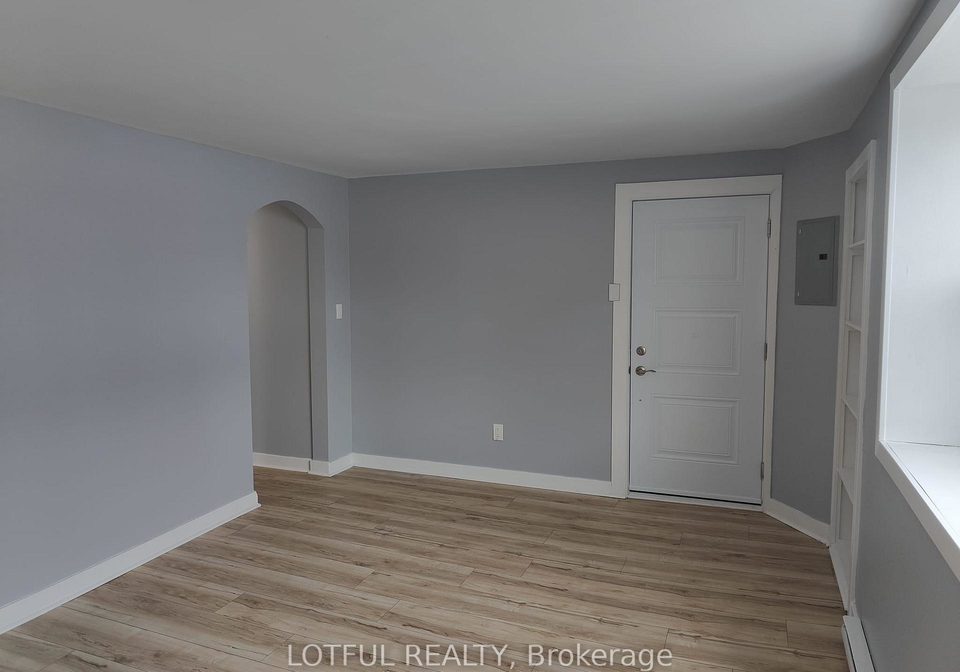 17-main-street-w-elizabethtown-kitley-ontario-x12827276