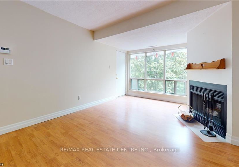 15-hofstetter-avenue-kitchener-ontario-x12827354