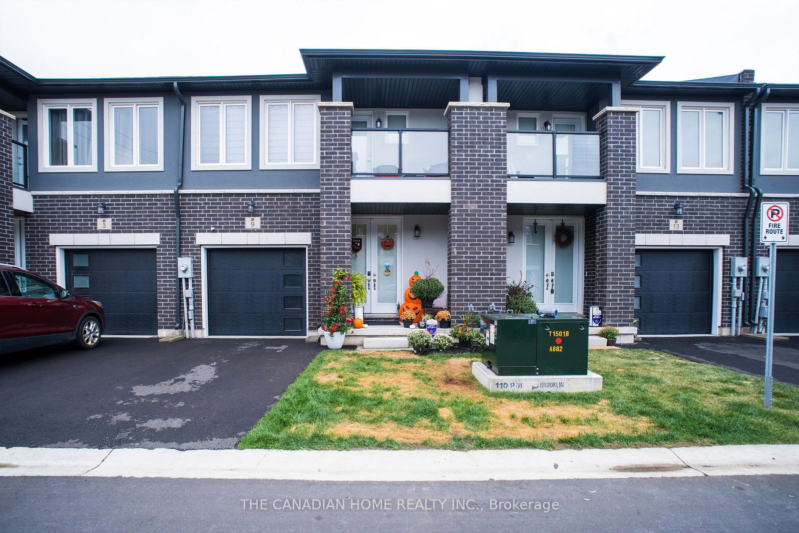 9-renfrew-trail-welland-ontario-x12827486