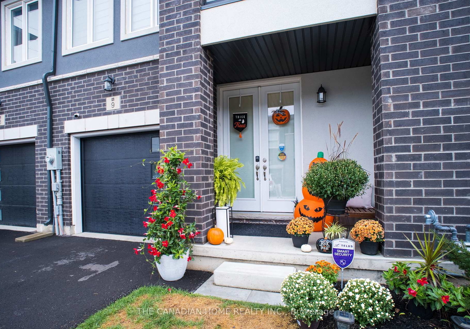 9-renfrew-trail-welland-ontario-x12827486