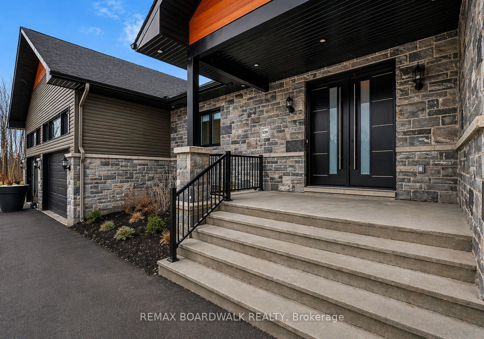 139-st-thomas-street-russell-ontario-x12827668