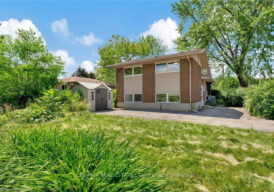 6-ruskview-road-kitchener-ontario-x12827698