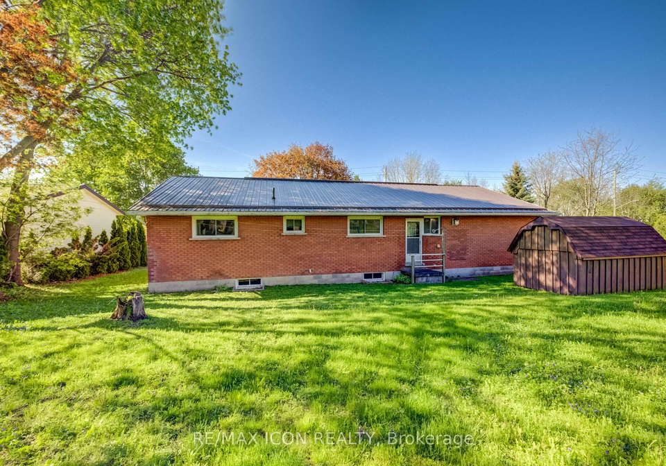 121-north-water-street-wellington-north-ontario-x12827778