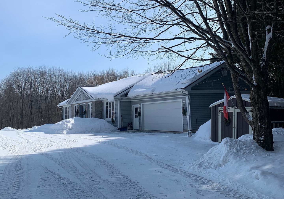 9849-wellington-road-3-minto-ontario-x12828112