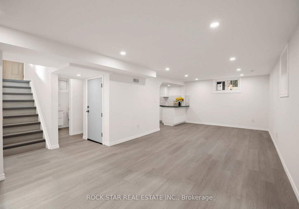 60-champlain-avenue-hamilton-ontario-x12828314