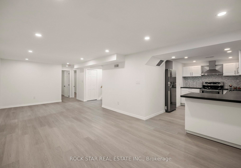 60-champlain-avenue-hamilton-ontario-x12828314