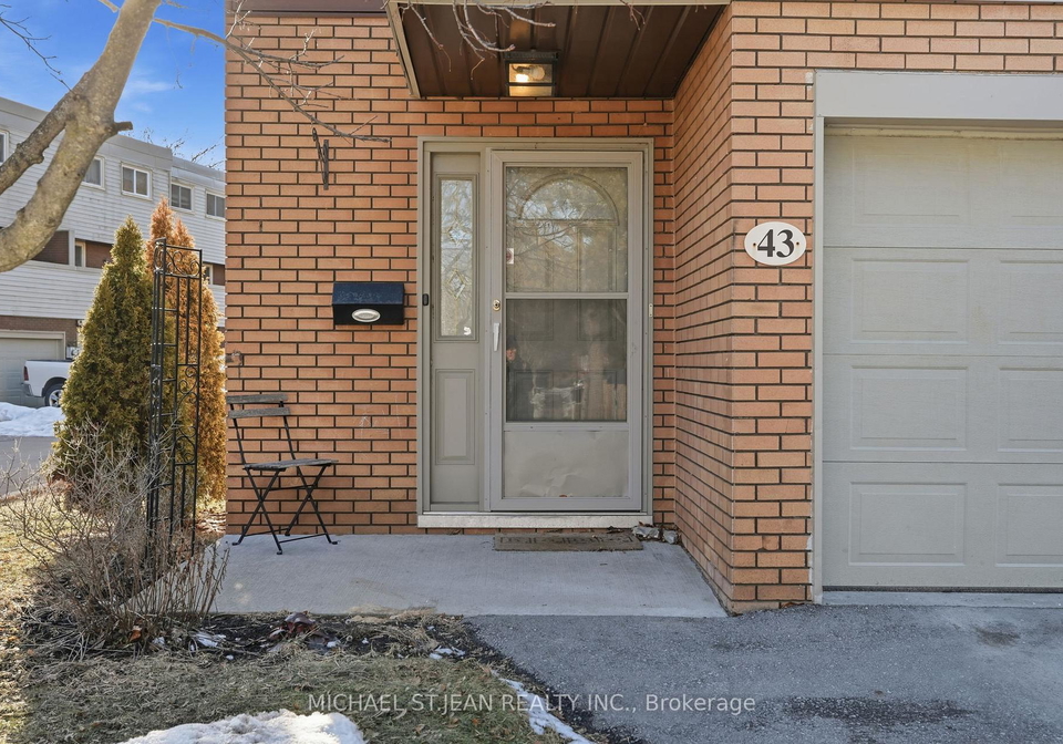 23-watsons-lane-hamilton-ontario-x12828384