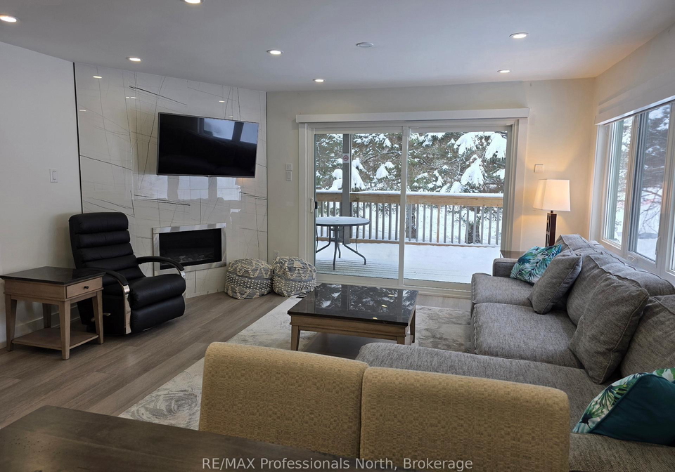 32-deerhurst-greens-drive-huntsville-ontario-x12828664