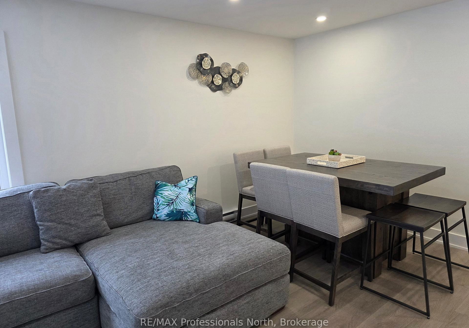 32-deerhurst-greens-drive-huntsville-ontario-x12828664
