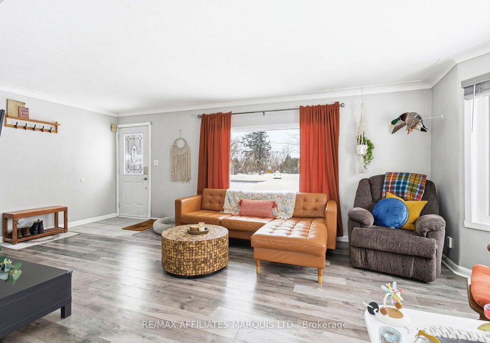 17224-county-road-18-south-stormont-ontario-x12829712