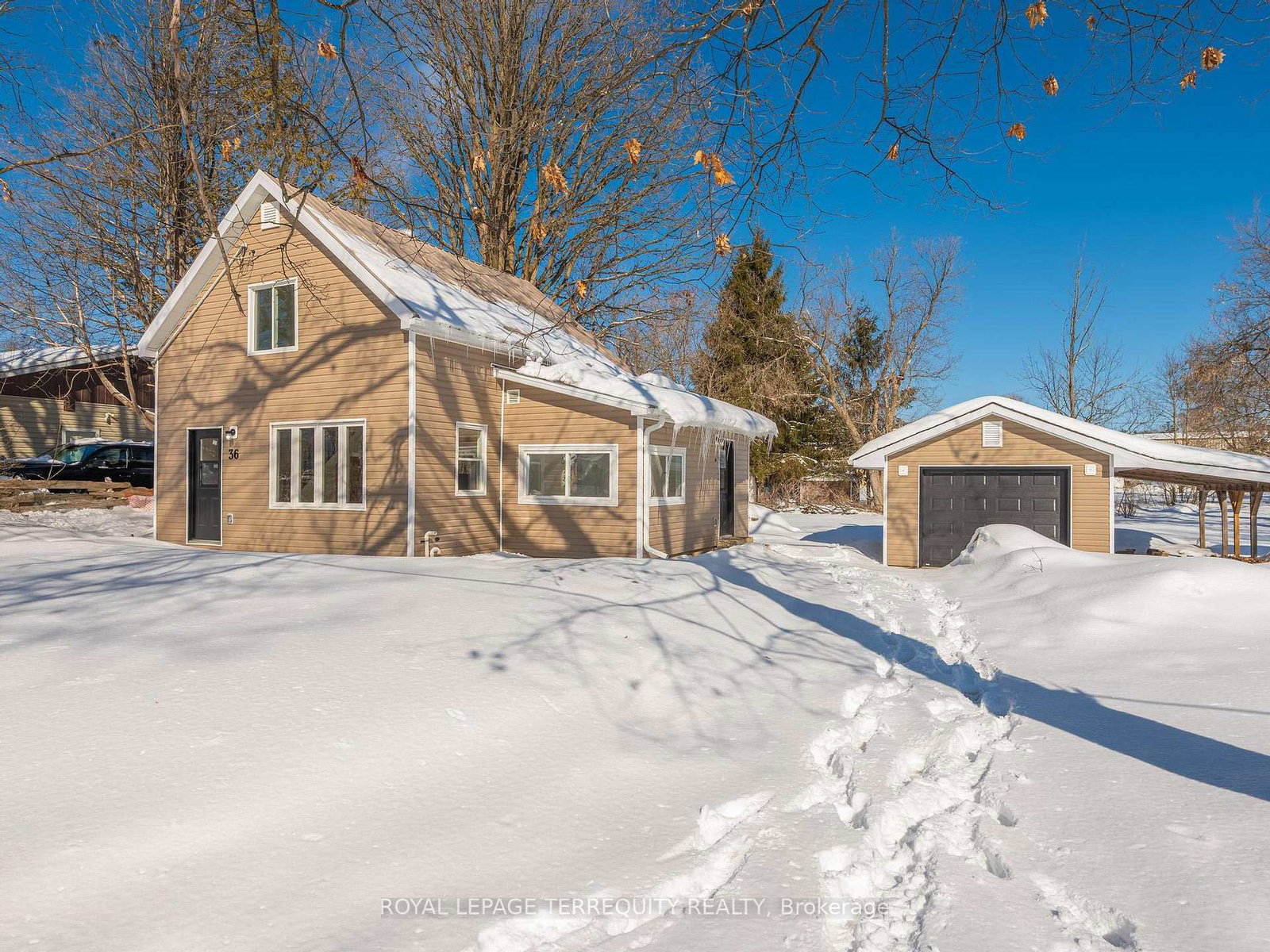 36-pearce-street-marmora-and-lake-ontario-x12829722