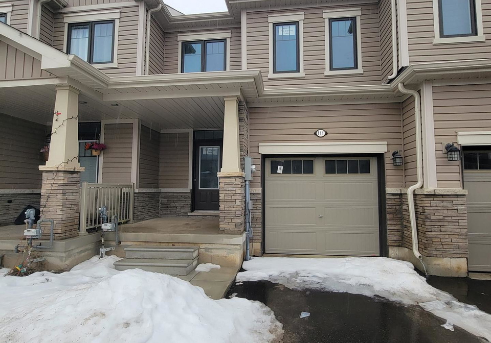 111-brighton-lane-thorold-ontario-x12829902