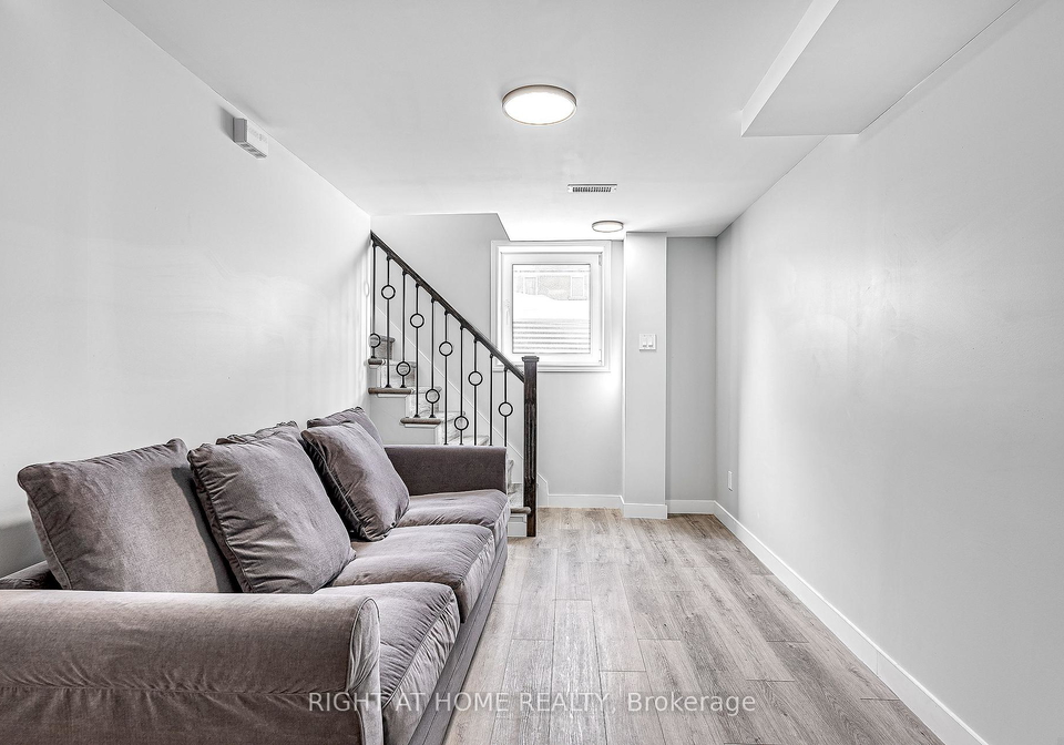902-kenzie-street-ottawa-ontario-x12830786