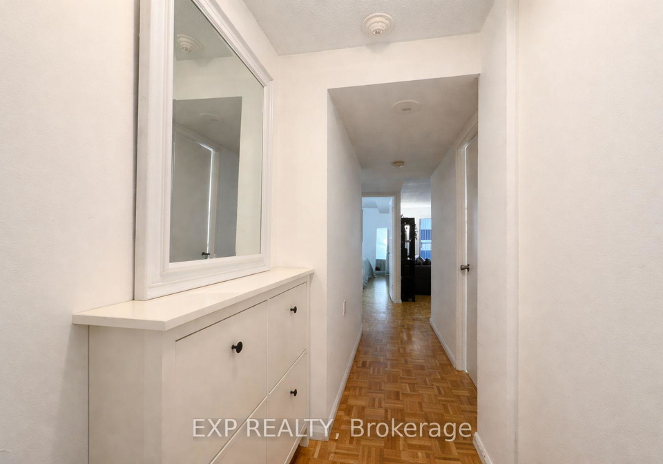 475-laurier-avenue-w-ottawa-ontario-x12831204