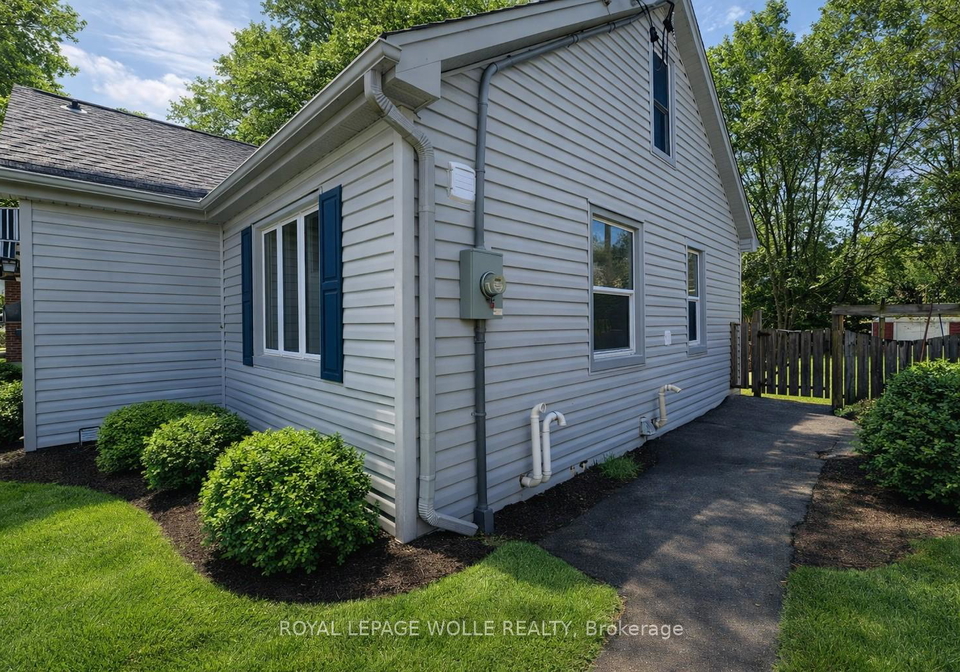 168-5-avenue-waterloo-ontario-x12831376