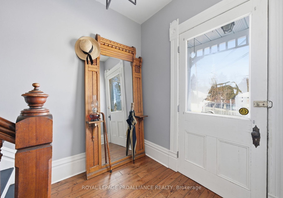 47-paul-street-prince-edward-county-ontario-x12831416