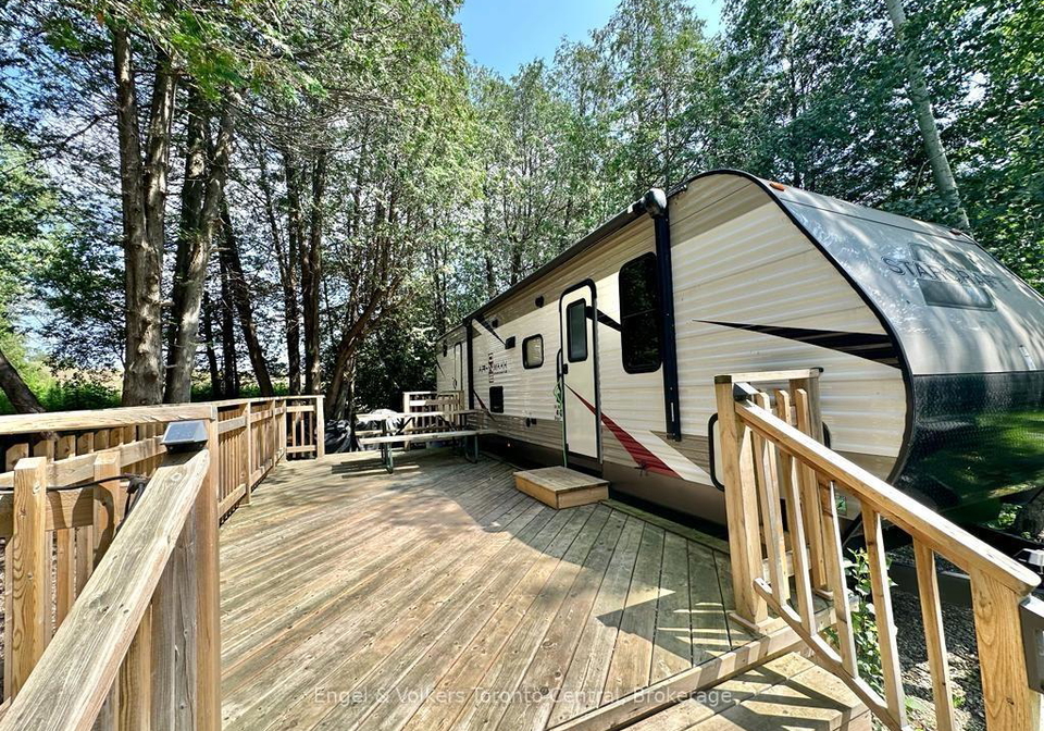 7489-sideroad-5-e-wellington-north-ontario-x12831424