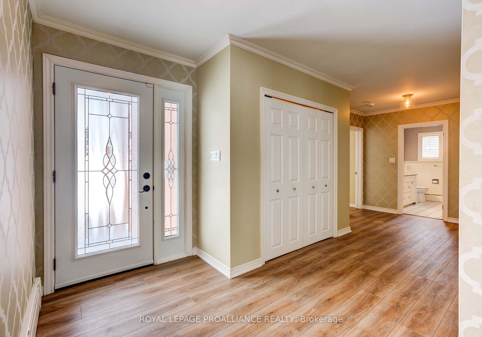 1675-county-road-2-w-prescott-ontario-x12831876