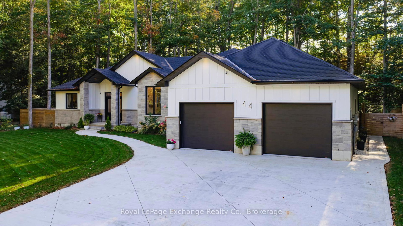 44-n-blairs-trail-n-huron-kinloss-ontario-x12831910
