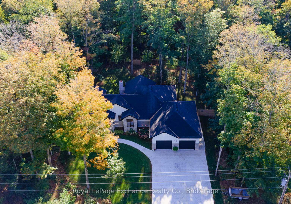 44-n-blairs-trail-n-huron-kinloss-ontario-x12831910
