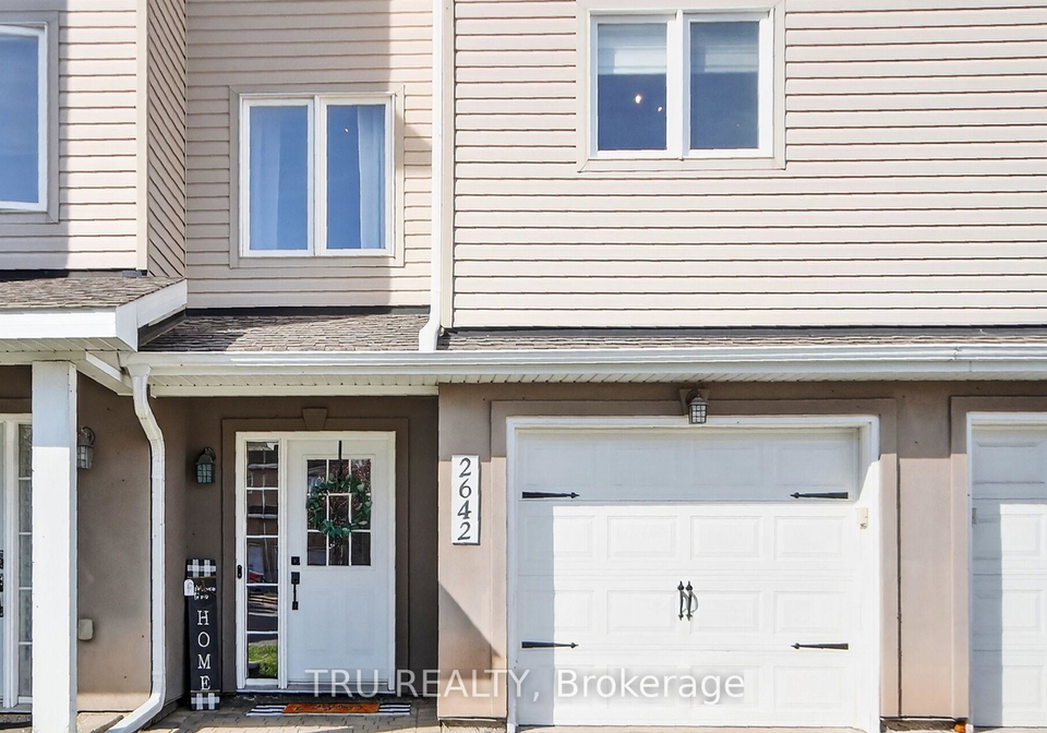2642-palings-private-ottawa-ontario-x12832010