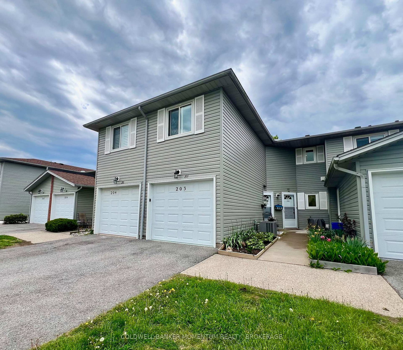 201-dorchester-boulevard-st-catharines-ontario-x12832448